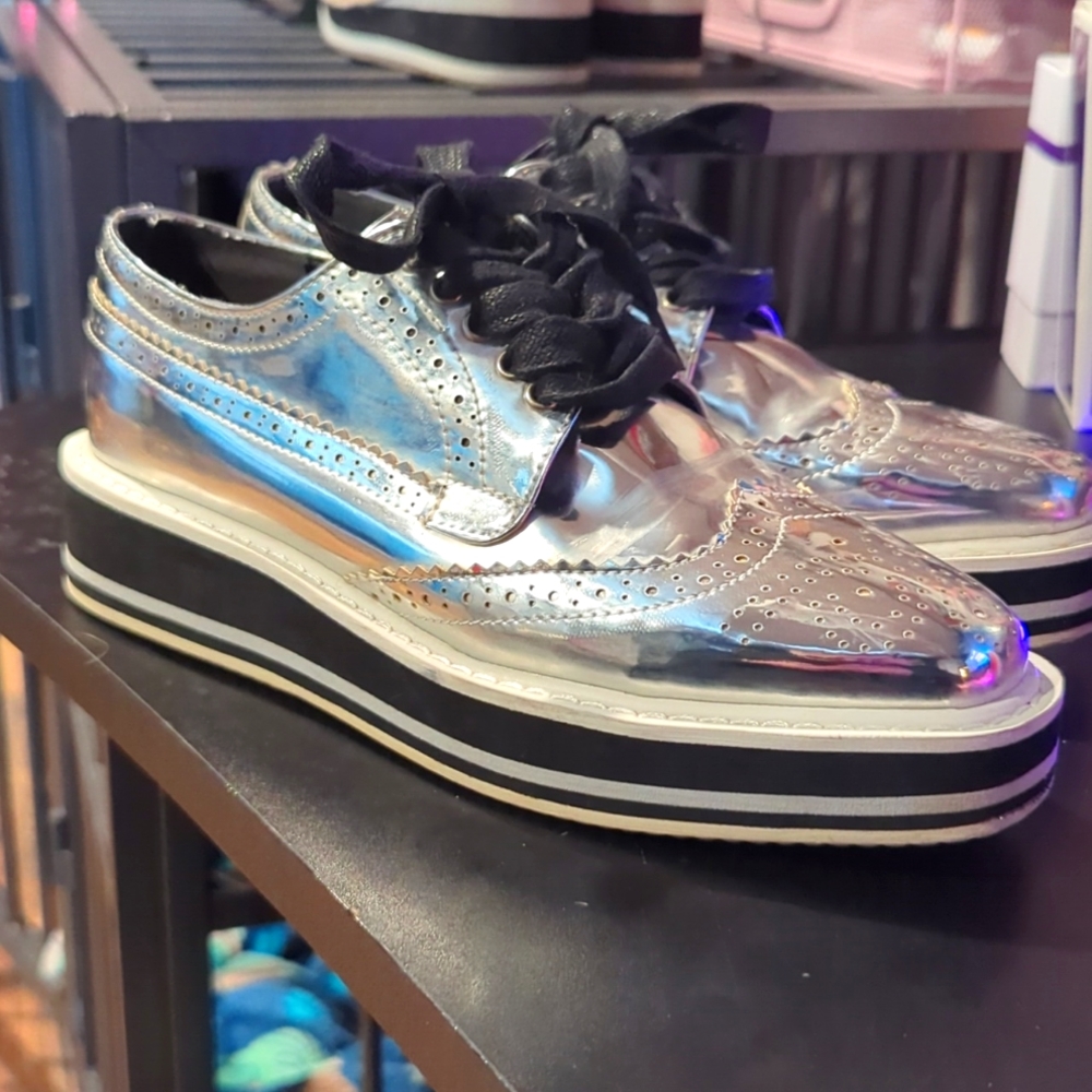 Silver Metallic Brogues - Prada copycats! Size 7 women's